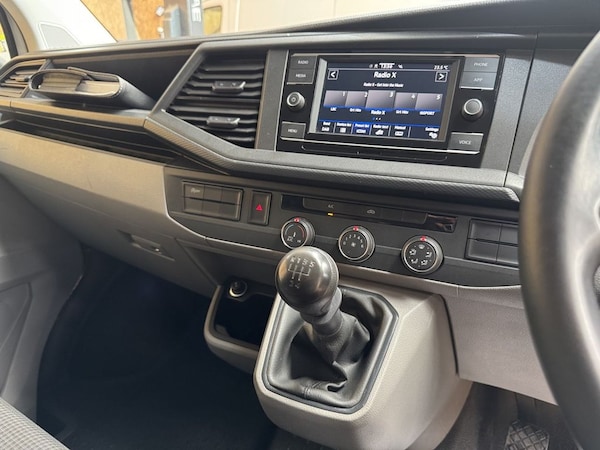 Used Volkswagen Transporter 2021 for sale - 75631126: Photo 11