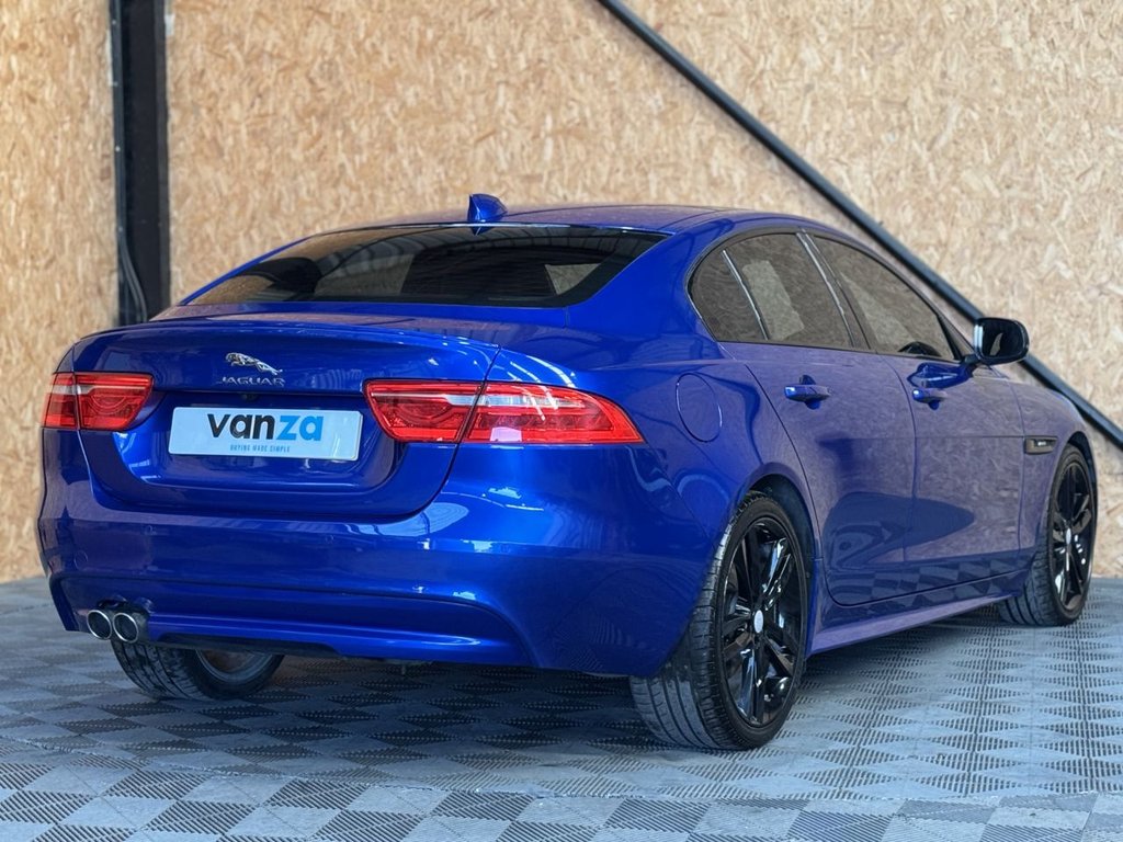 Used Jaguar XE 2016 for sale - 77369219: Photo 3