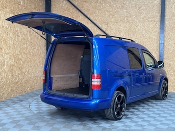 Used Volkswagen Caddy Maxi 2015 for sale - 75515927: Photo