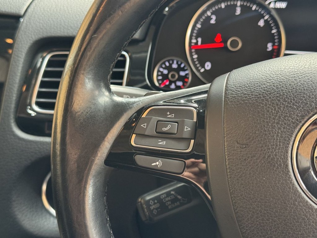 Used Volkswagen Touareg 2013 for sale - 77792389: Photo 22