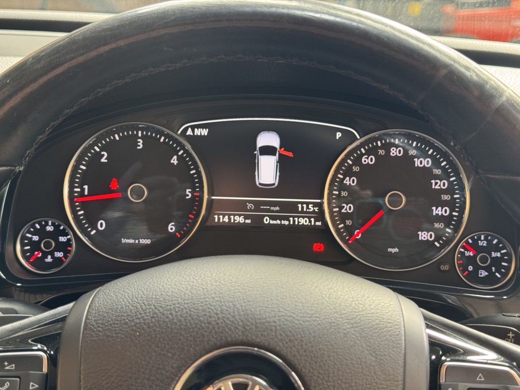 Used Volkswagen Touareg 2013 for sale - 77792389: Photo 30