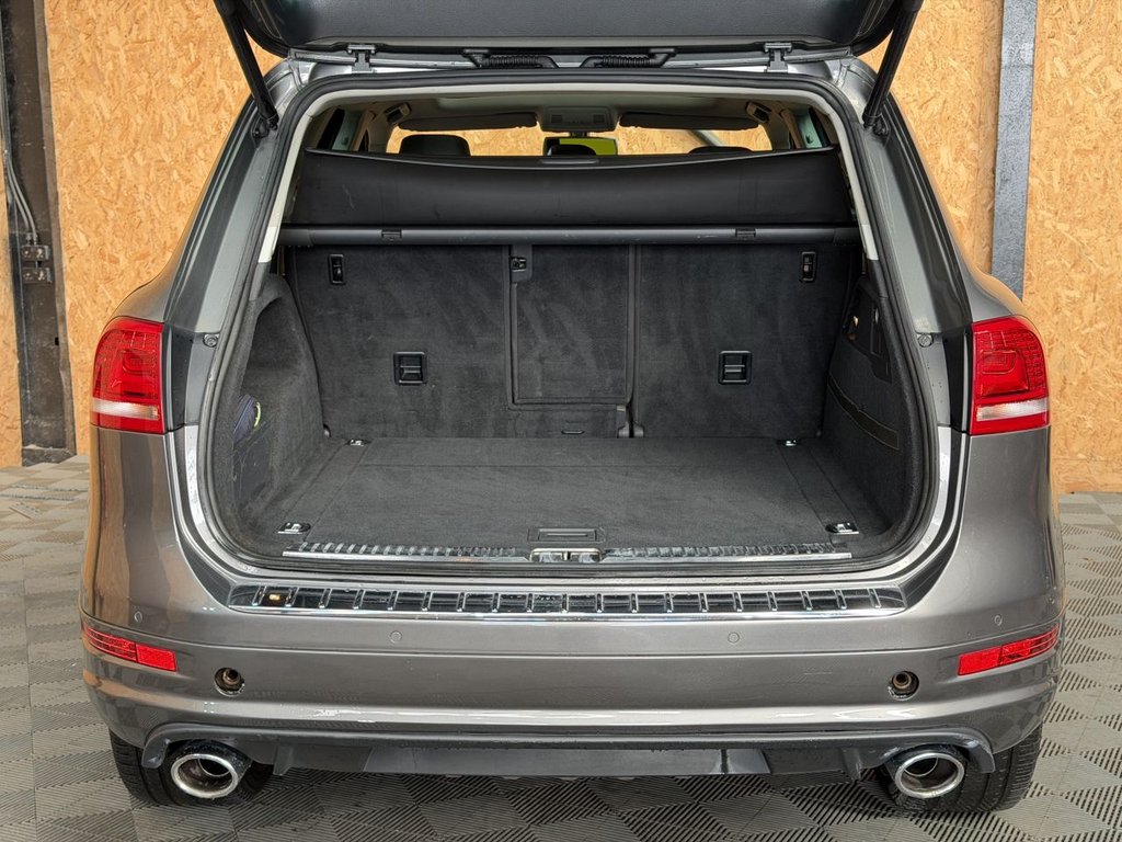 Used Volkswagen Touareg 2013 for sale - 77792389: Photo 35