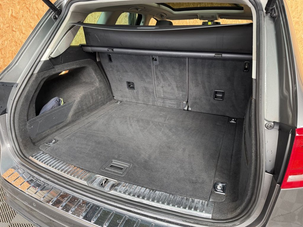 Used Volkswagen Touareg 2013 for sale - 77792389: Photo 38