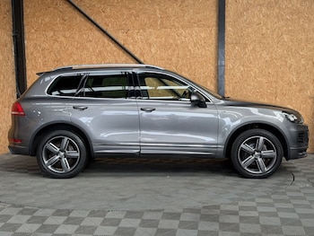 Used Volkswagen Touareg 2013 for sale - 77792389: Photo