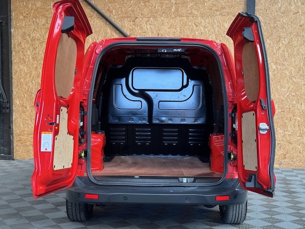 Used Ford Transit Courier 2021 for sale - 76068940: Photo 5