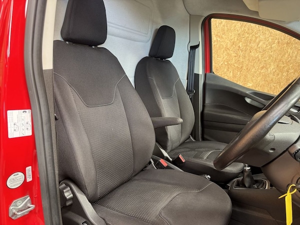 Used Ford Transit Courier 2021 for sale - 76068940: Photo 6