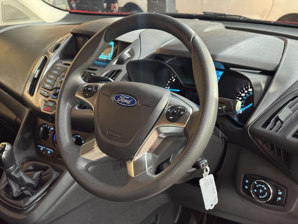 Used Ford Transit Connect 2017 for sale - 76973048: Photo 11