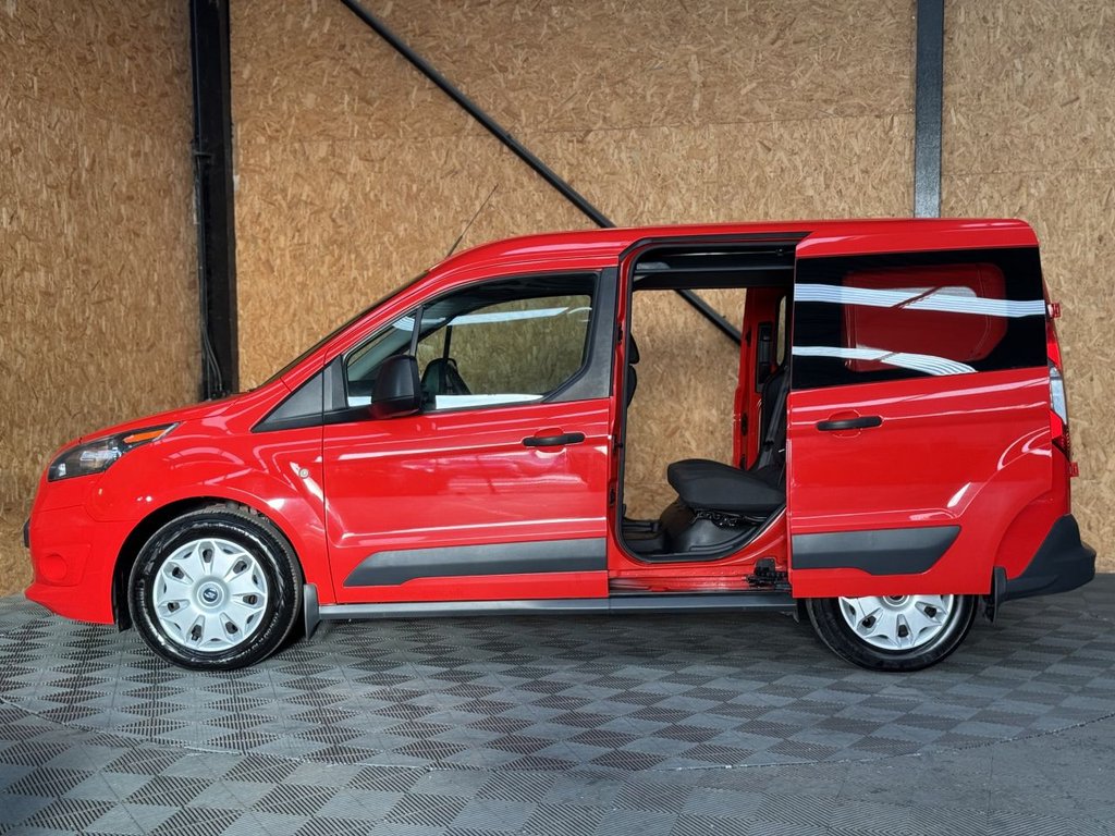 Used Ford Transit Connect 2017 for sale - 76973048: Photo 2