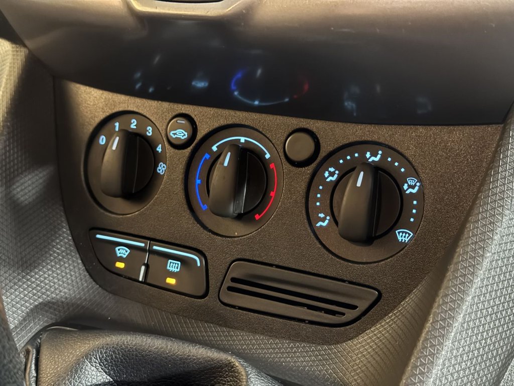 Used Ford Transit Connect 2017 for sale - 76973048: Photo 21