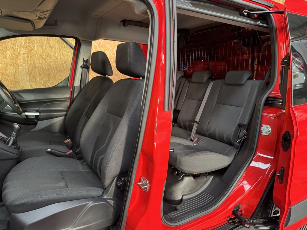 Used Ford Transit Connect 2017 for sale - 76973048: Photo 24