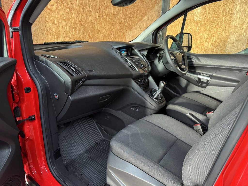 Used Ford Transit Connect 2017 for sale - 76973048: Photo 28