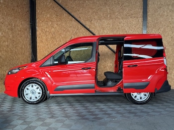 Used Ford Transit Connect 2017 for sale - 76973048: Photo