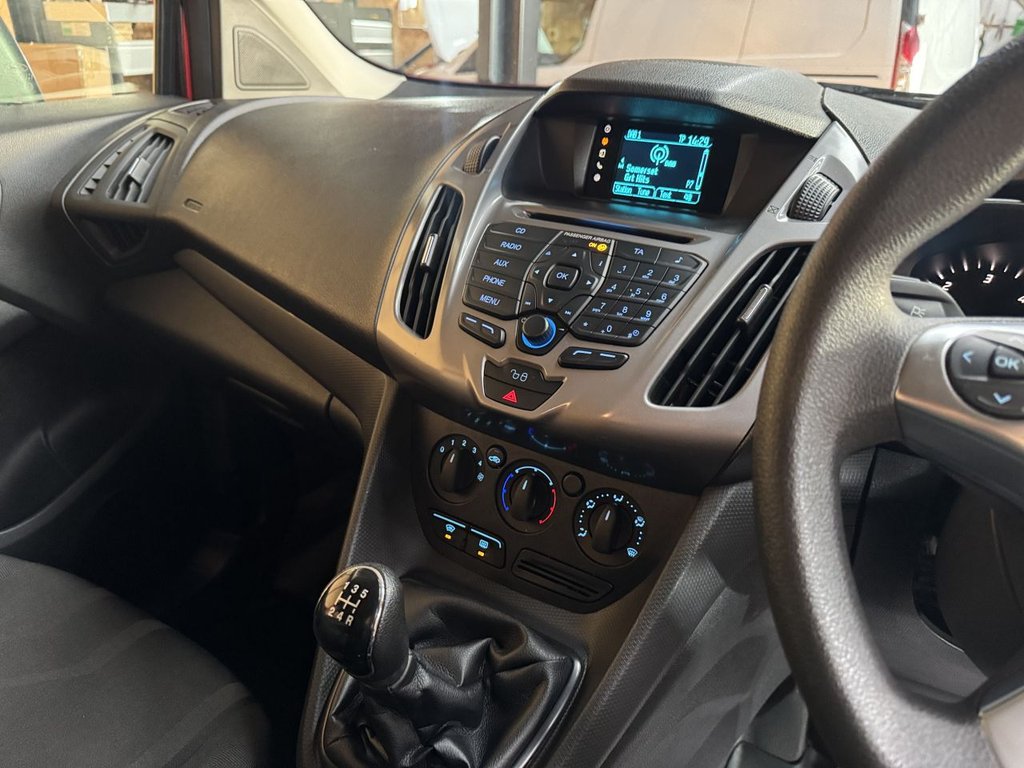 Used Ford Transit Connect 2017 for sale - 76973048: Photo 38