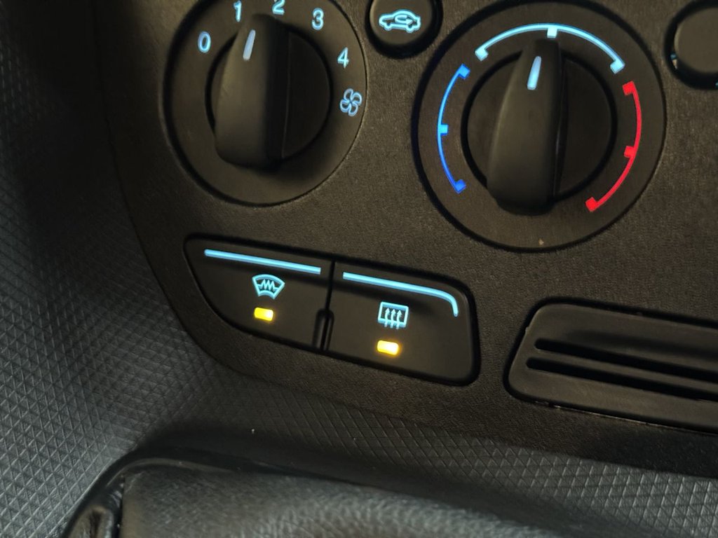 Used Ford Transit Connect 2017 for sale - 76973048: Photo 9