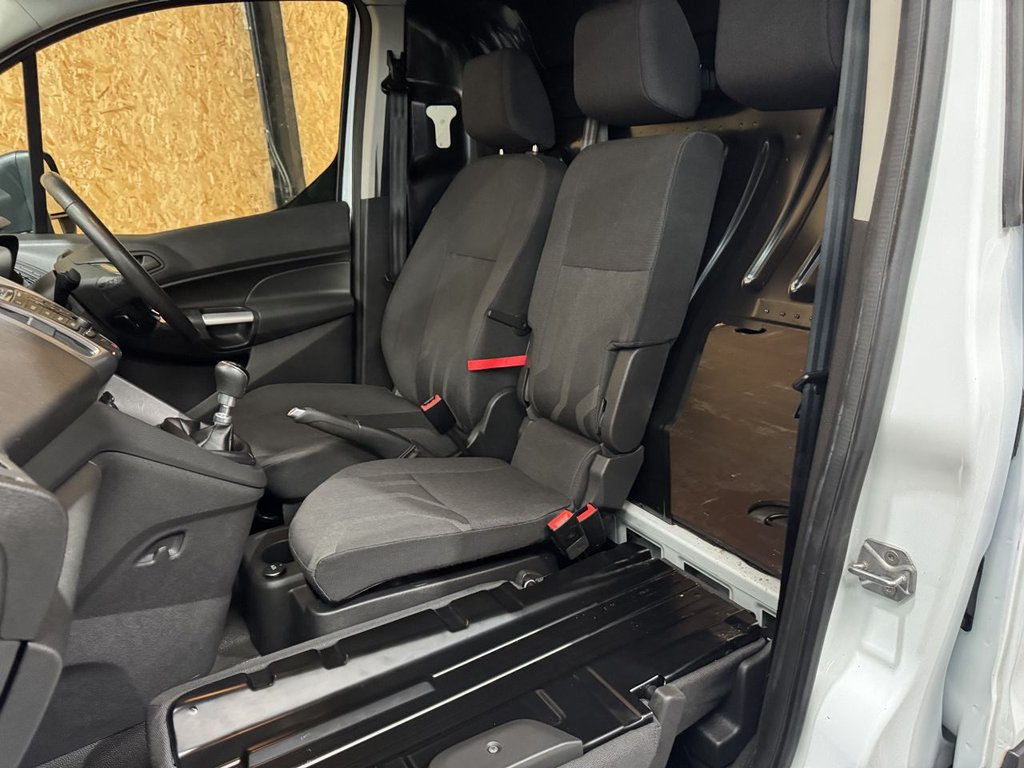 Used Ford Transit Connect 2015 for sale - 76509489: Photo 24