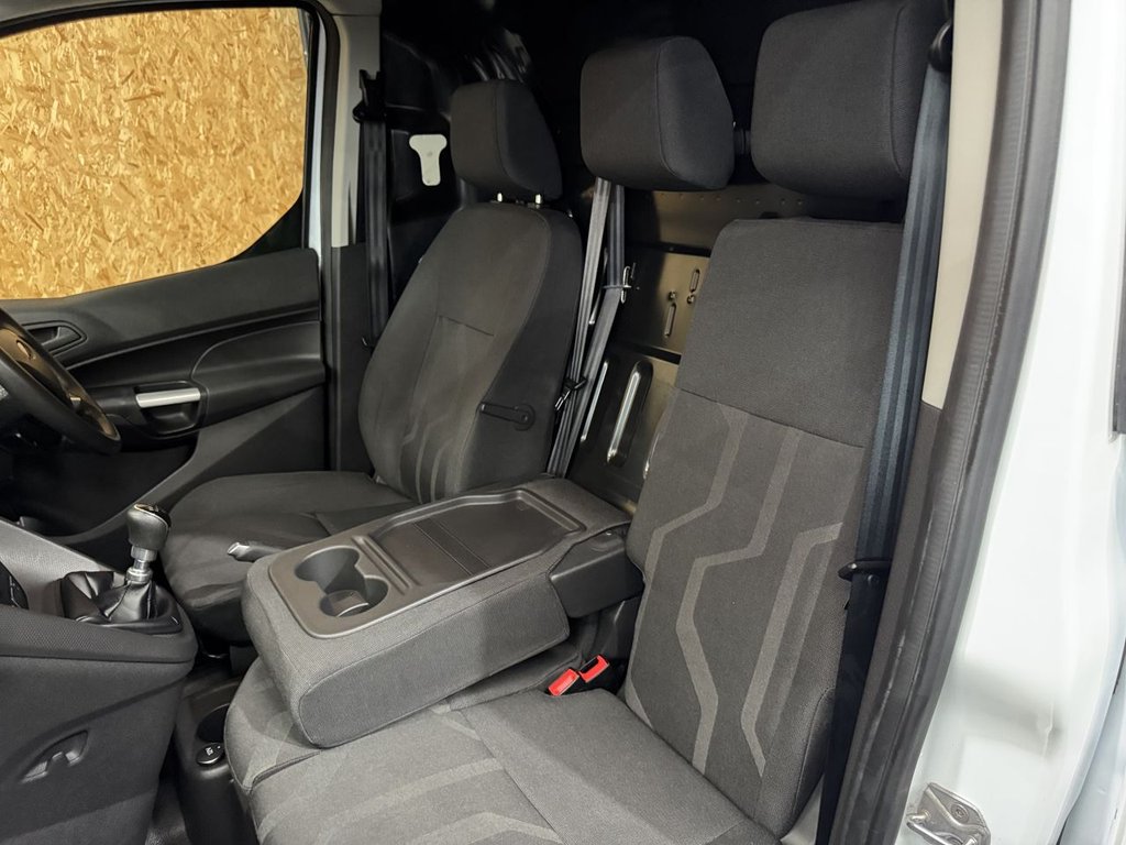Used Ford Transit Connect 2015 for sale - 76509489: Photo 26