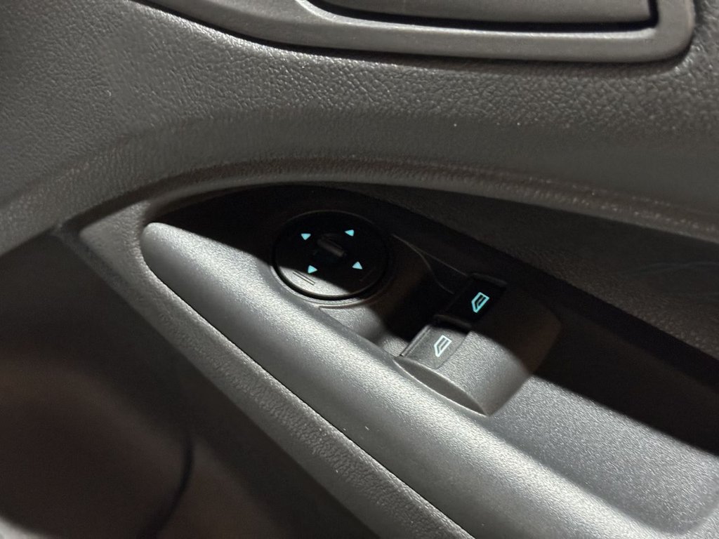 Used Ford Transit Connect 2015 for sale - 76509489: Photo 27