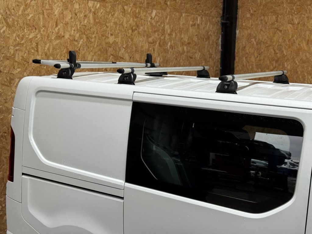 Used Vauxhall Vivaro 2016 for sale - 76642278: Photo 12