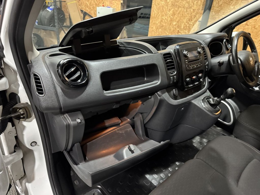Used Vauxhall Vivaro 2016 for sale - 76642278: Photo 18