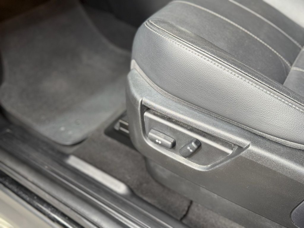 Used Land Rover Freelander 2 2011 for sale - 78044068: Photo 18