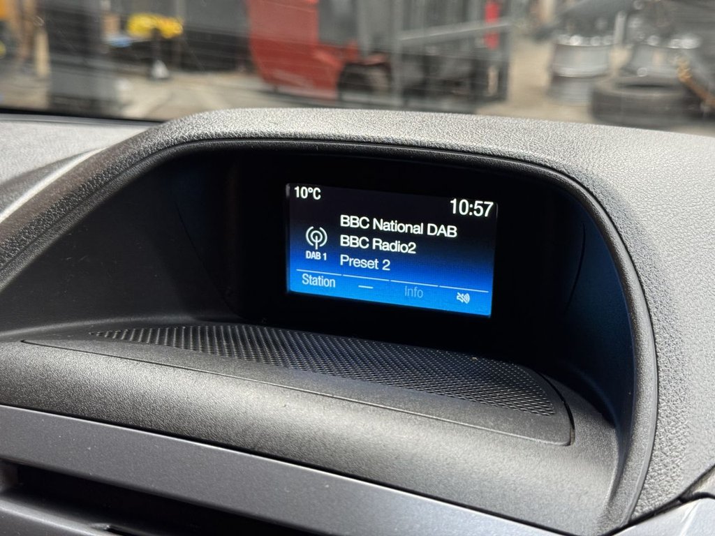 Used Ford Transit Custom 2018 for sale - 76417214: Photo 32