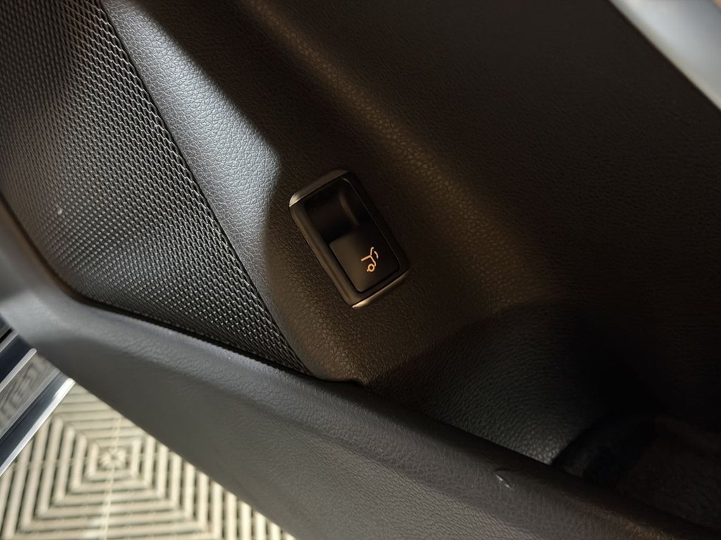 Used Mercedes-Benz CLA 2018 for sale - 77792489: Photo 38