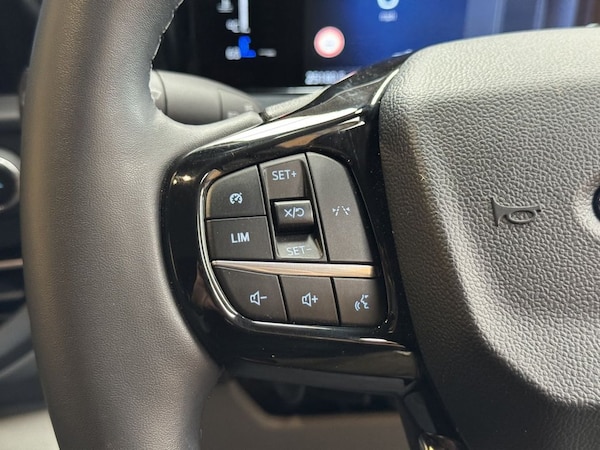 Used Ford Transit Custom 2024 for sale - 75654618: Photo 39