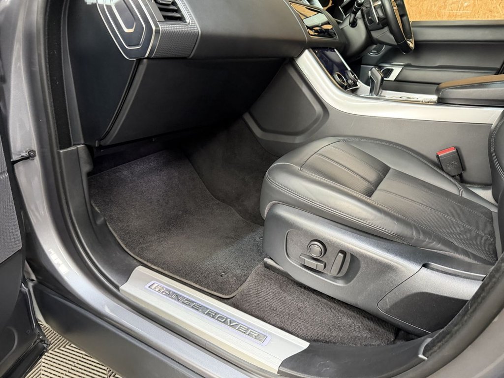 Used Land Rover Range Rover Sport 2020 for sale - 77792170: Photo 38