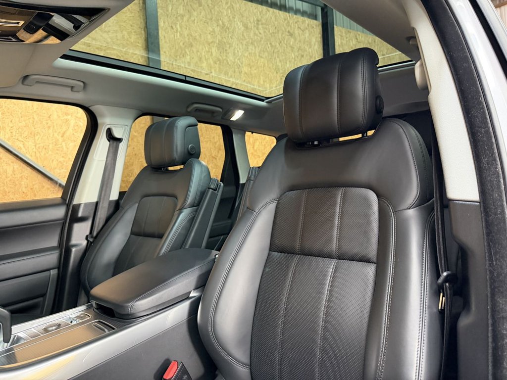 Used Land Rover Range Rover Sport 2020 for sale - 77792170: Photo 40
