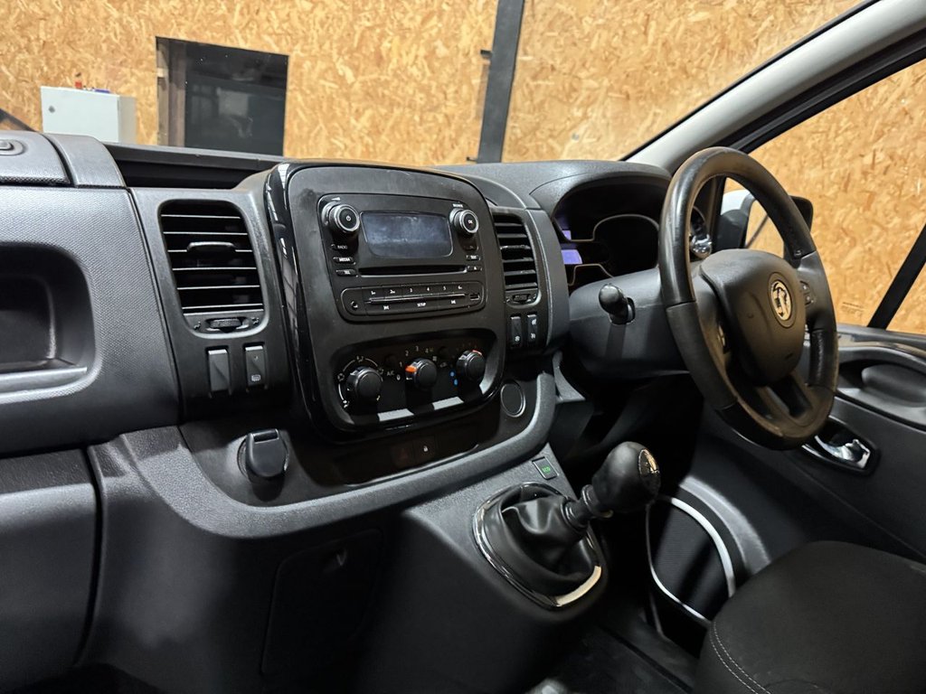 Used Vauxhall Vivaro 2016 for sale - 77133087: Photo 28