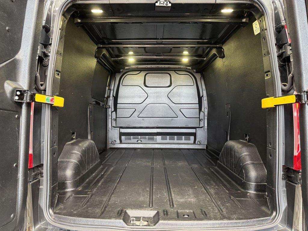 Used Ford Transit Custom 2017 for sale - 76056960: Photo 14