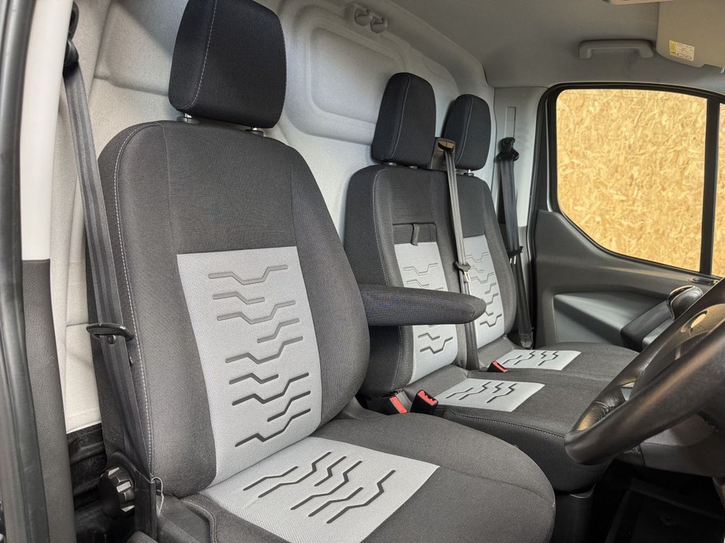 Used Ford Transit Custom 2017 for sale - 76056960: Photo 28