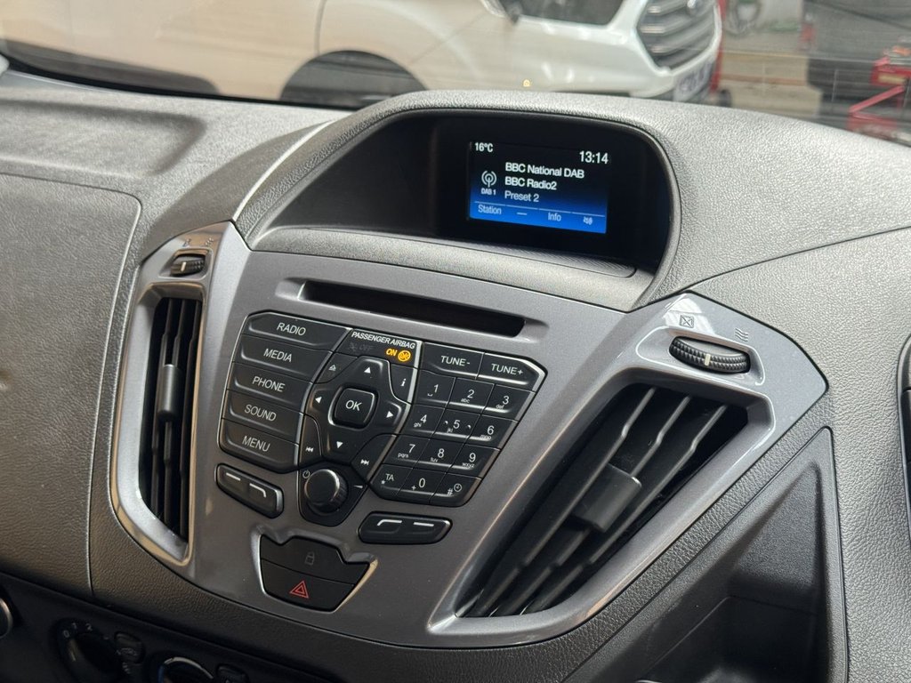 Used Ford Transit Custom 2017 for sale - 76056960: Photo 38