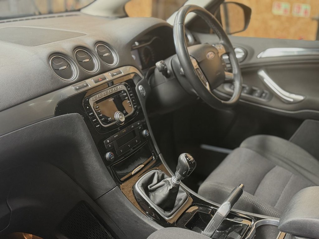 Used Ford S-Max 2011 for sale - 78088337: Photo 21