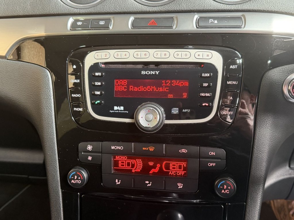 Used Ford S-Max 2011 for sale - 78088337: Photo 31