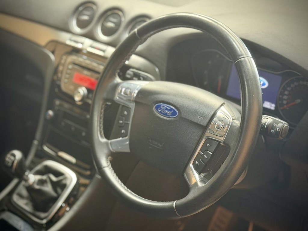 Used Ford S-Max 2011 for sale - 78088337: Photo 4