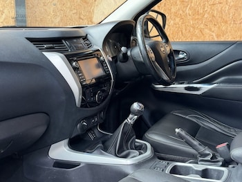 Used Nissan Navara 2018 for sale - 78444500: Photo
