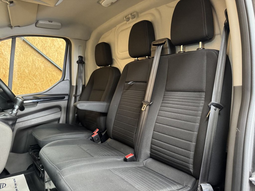 Used Ford Transit Custom 2022 for sale - 76356290: Photo 25
