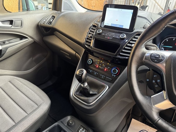 Used Ford Transit Connect 2021 for sale - 75619562: Photo 2