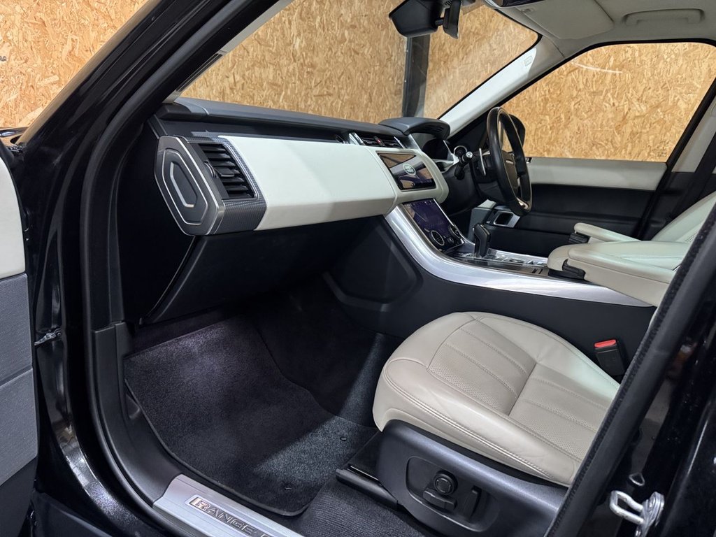 Used Land Rover Range Rover Sport 2020 for sale - 76973089: Photo 27