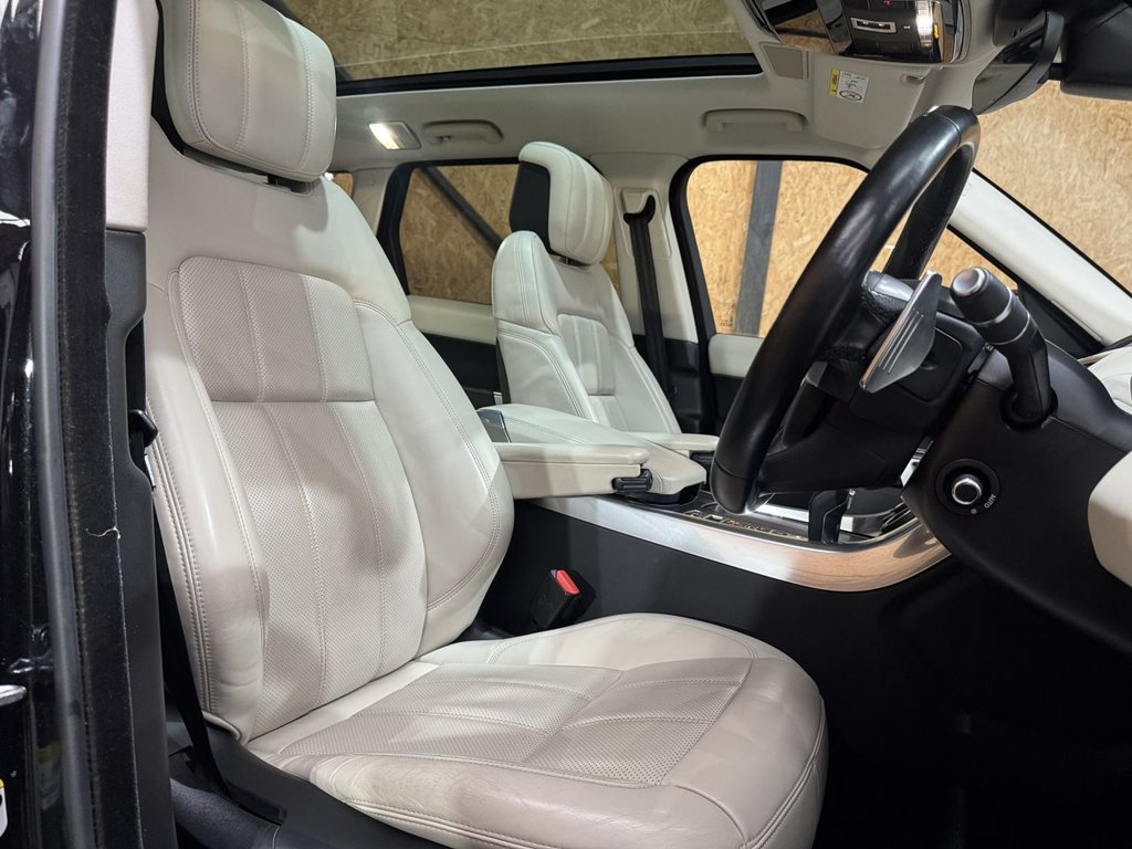 Used Land Rover Range Rover Sport 2020 for sale - 76973089: Photo 45