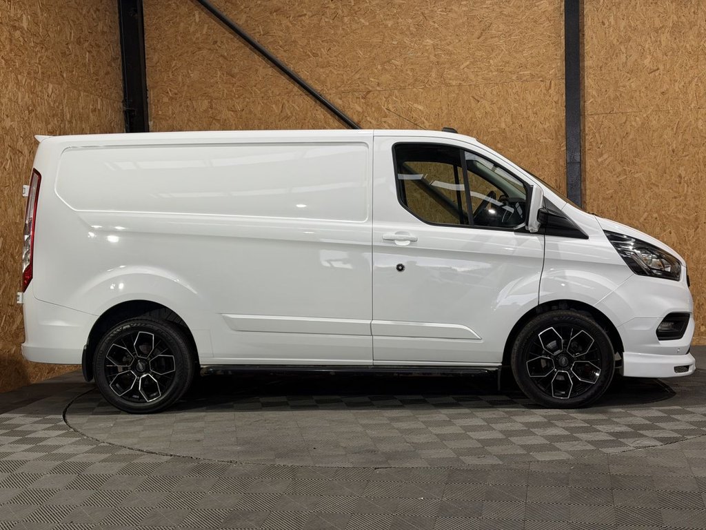 Used Ford Transit Custom 2021 for sale - 77792526: Photo 2