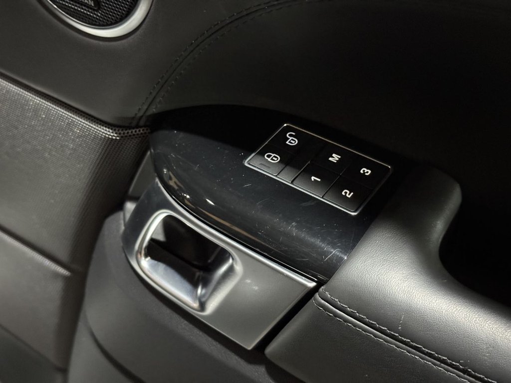 Used Land Rover Range Rover Sport 2018 for sale - 77139399: Photo 42