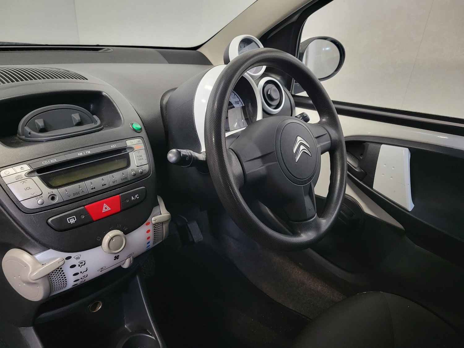 Used Citroen C1 2013 for sale - 77897787: Photo 41