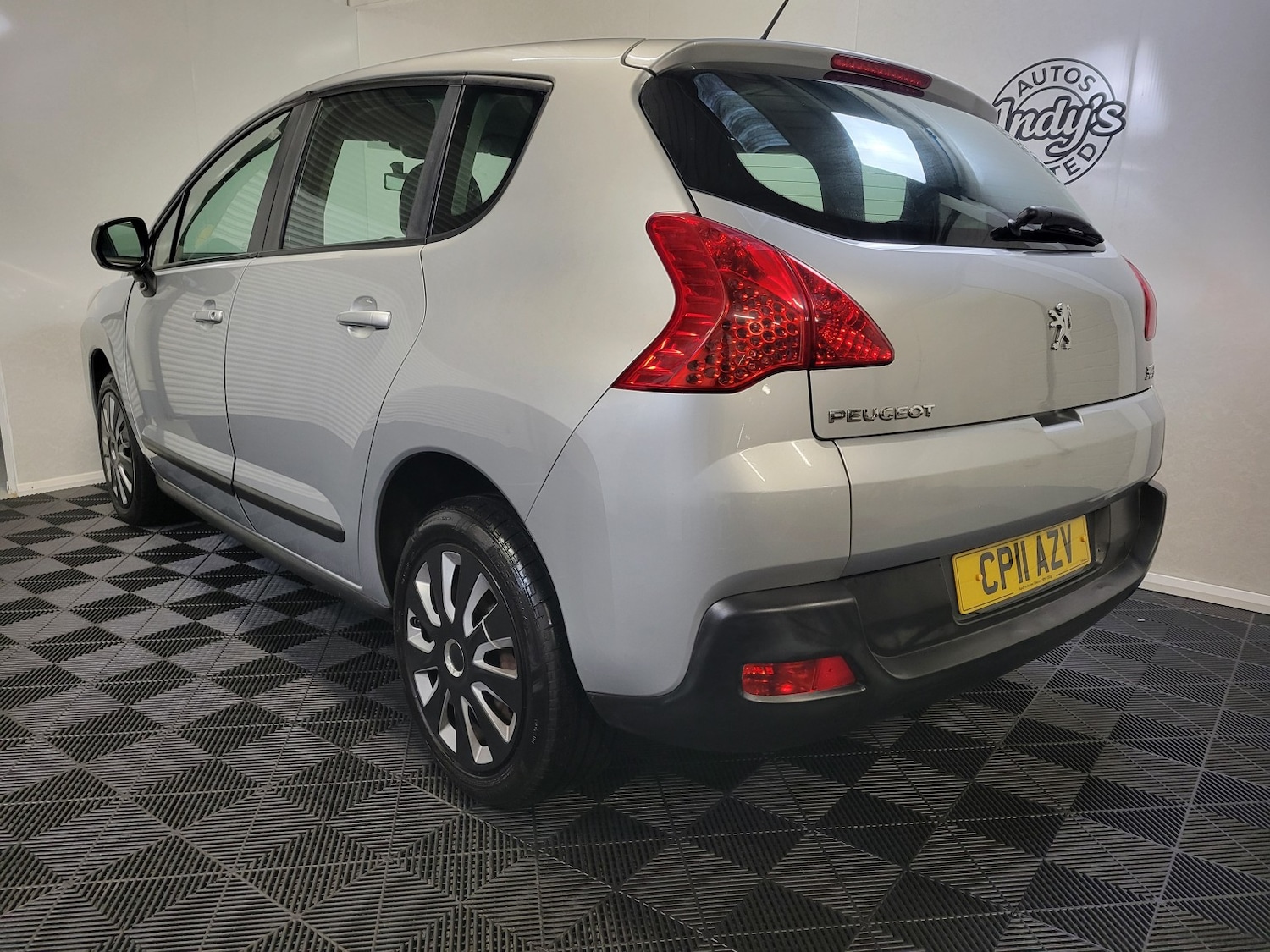 Used Peugeot 3008 2011 for sale - 77154390: Photo 17