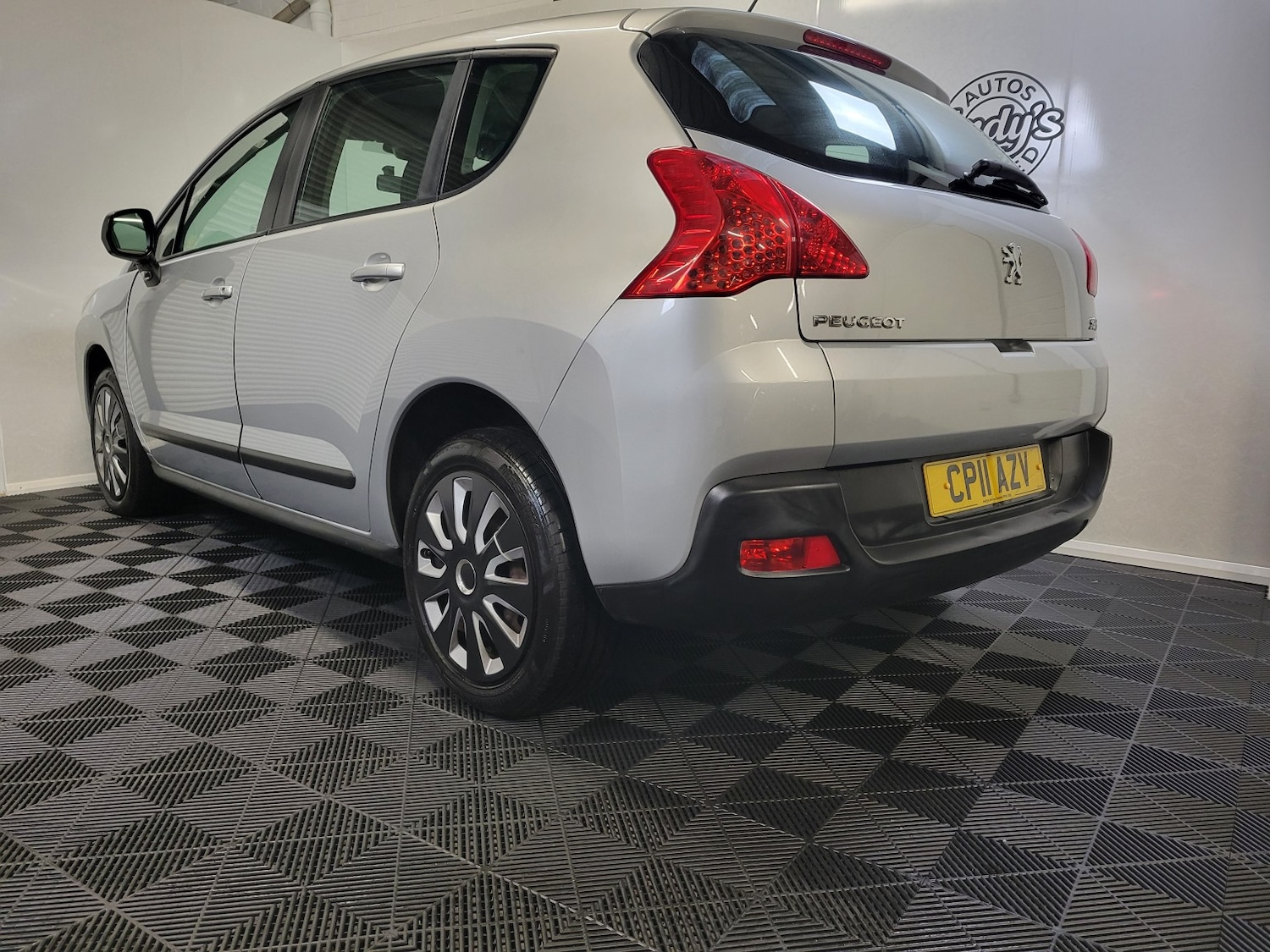 Used Peugeot 3008 2011 for sale - 77154390: Photo 18