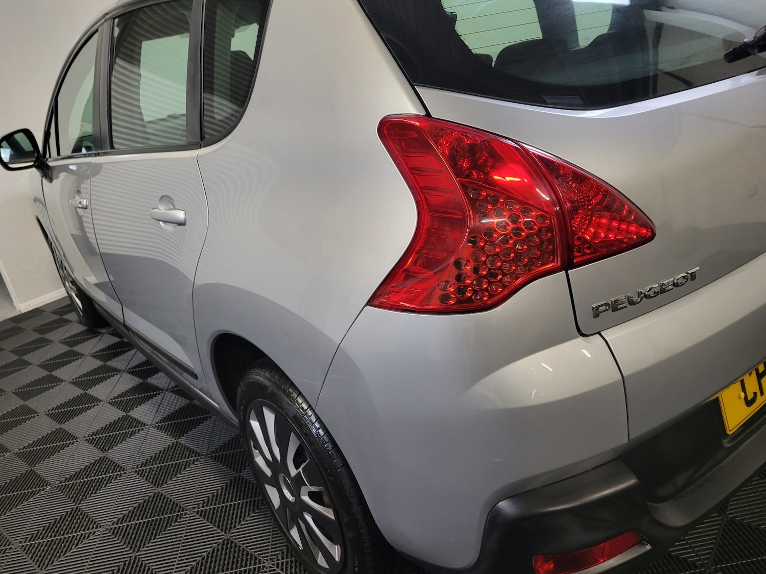 Used Peugeot 3008 2011 for sale - 77154390: Photo 25