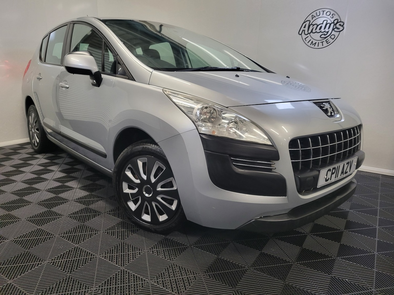 Used Peugeot 3008 2011 for sale - 77154390: Photo 3