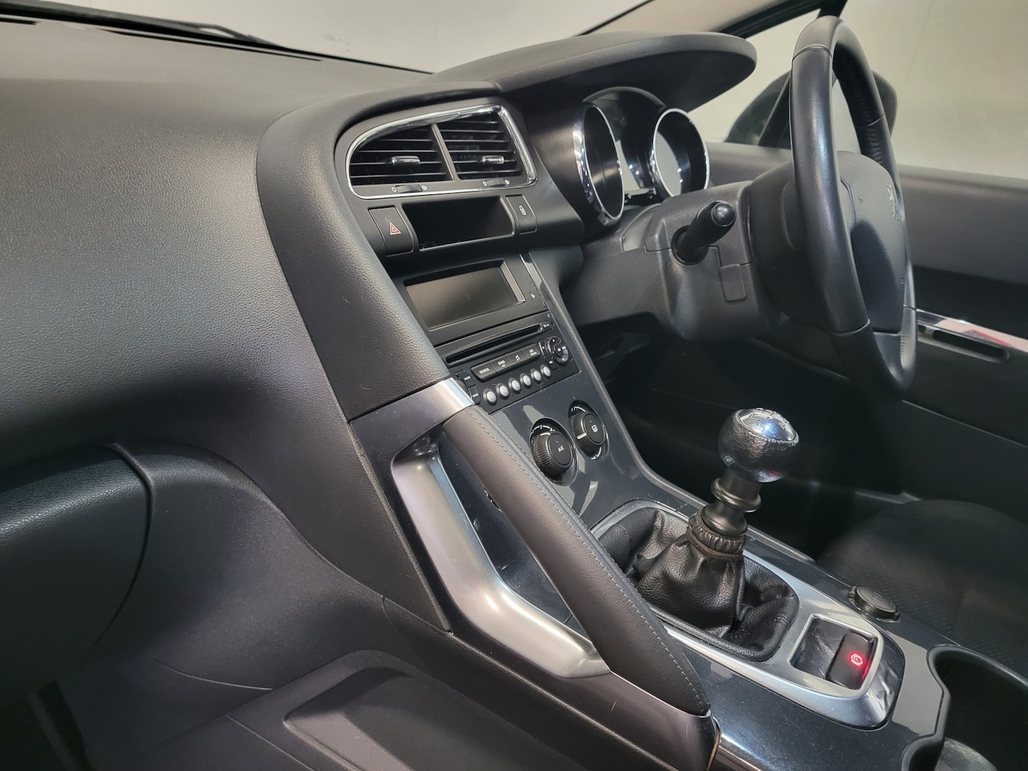 Used Peugeot 3008 2011 for sale - 77154390: Photo 37