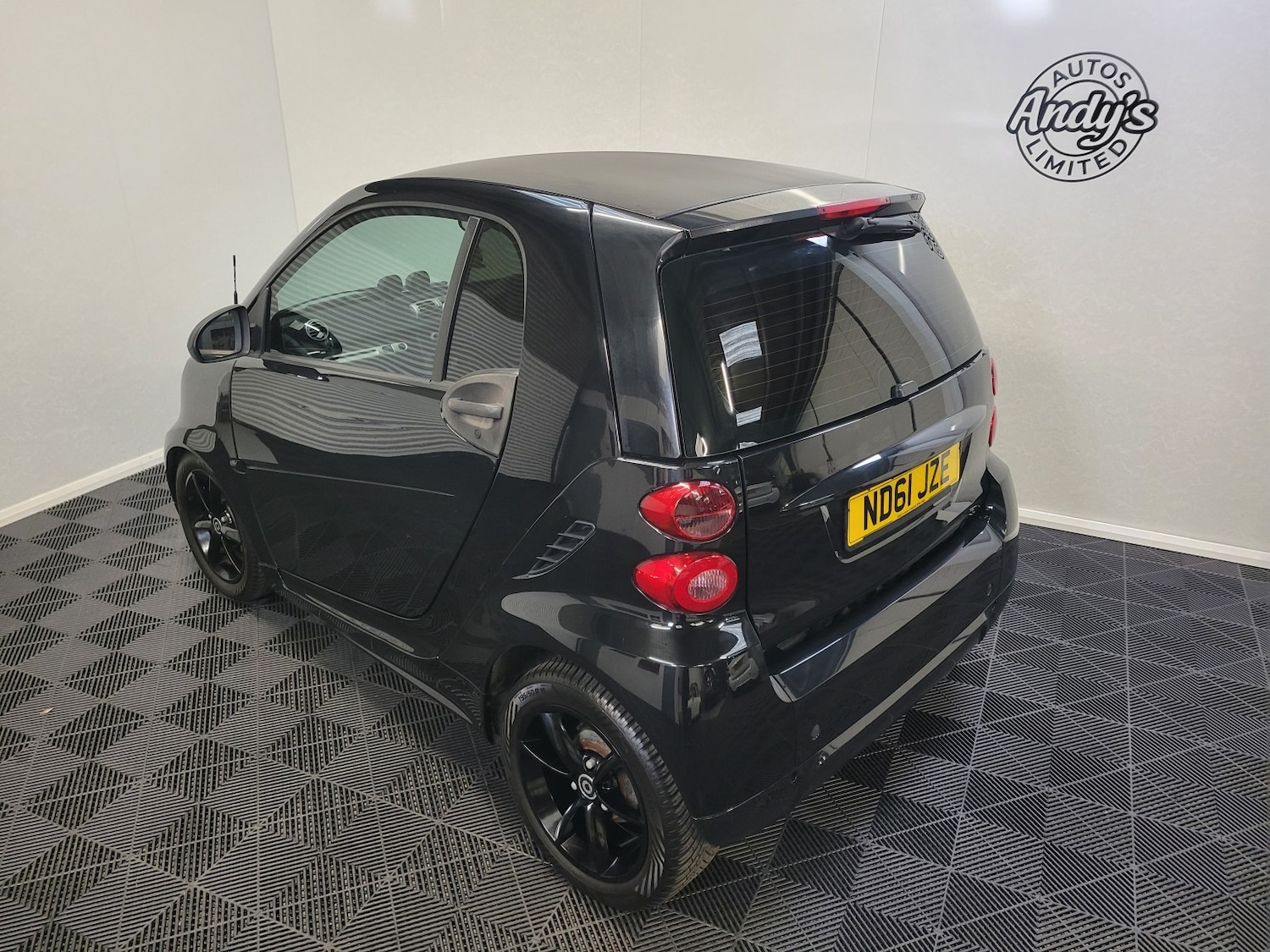 Used smart fortwo 2011 for sale - 77483696: Photo 14
